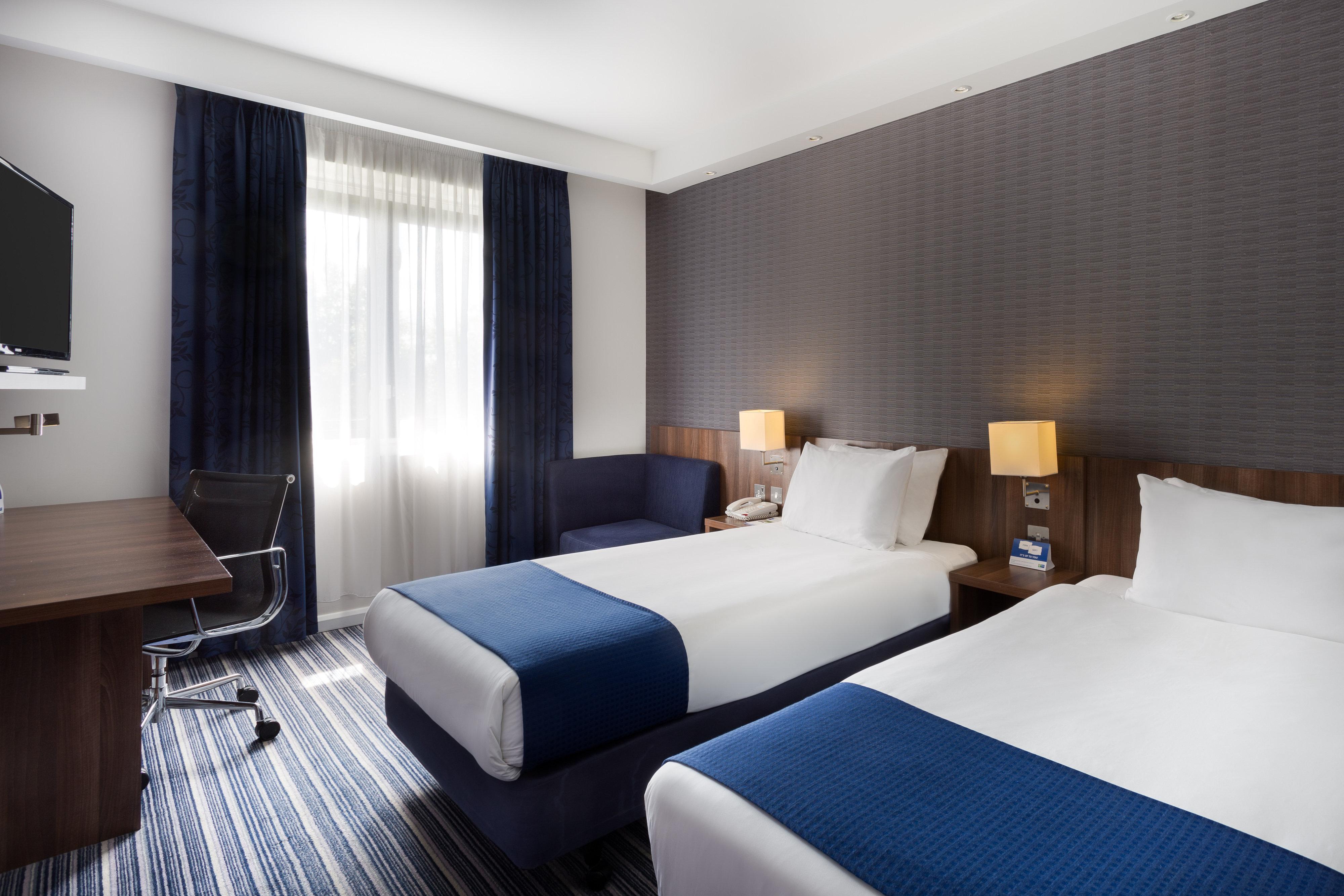 Holiday Inn Express Colchester By Ihg Εξωτερικό φωτογραφία