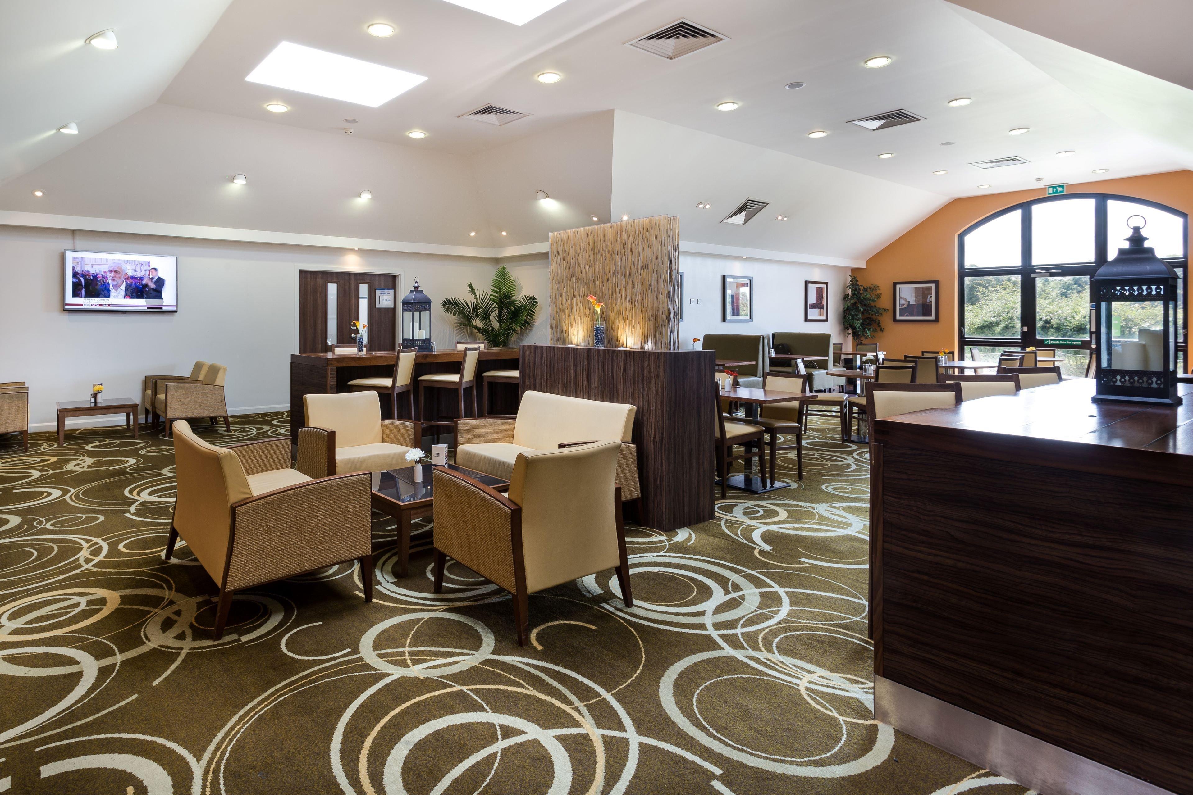 Holiday Inn Express Colchester By Ihg Εξωτερικό φωτογραφία
