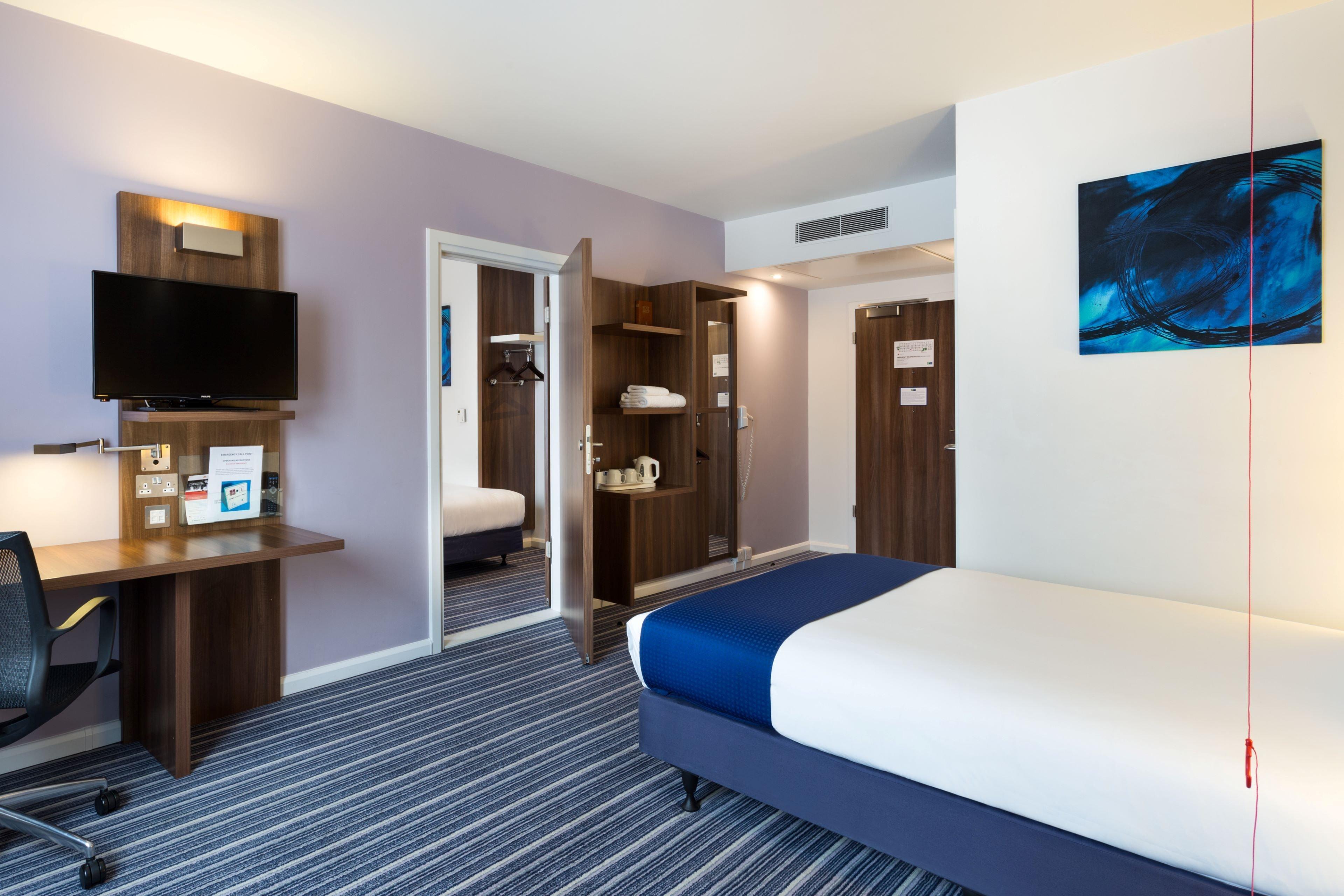 Holiday Inn Express Colchester By Ihg Εξωτερικό φωτογραφία